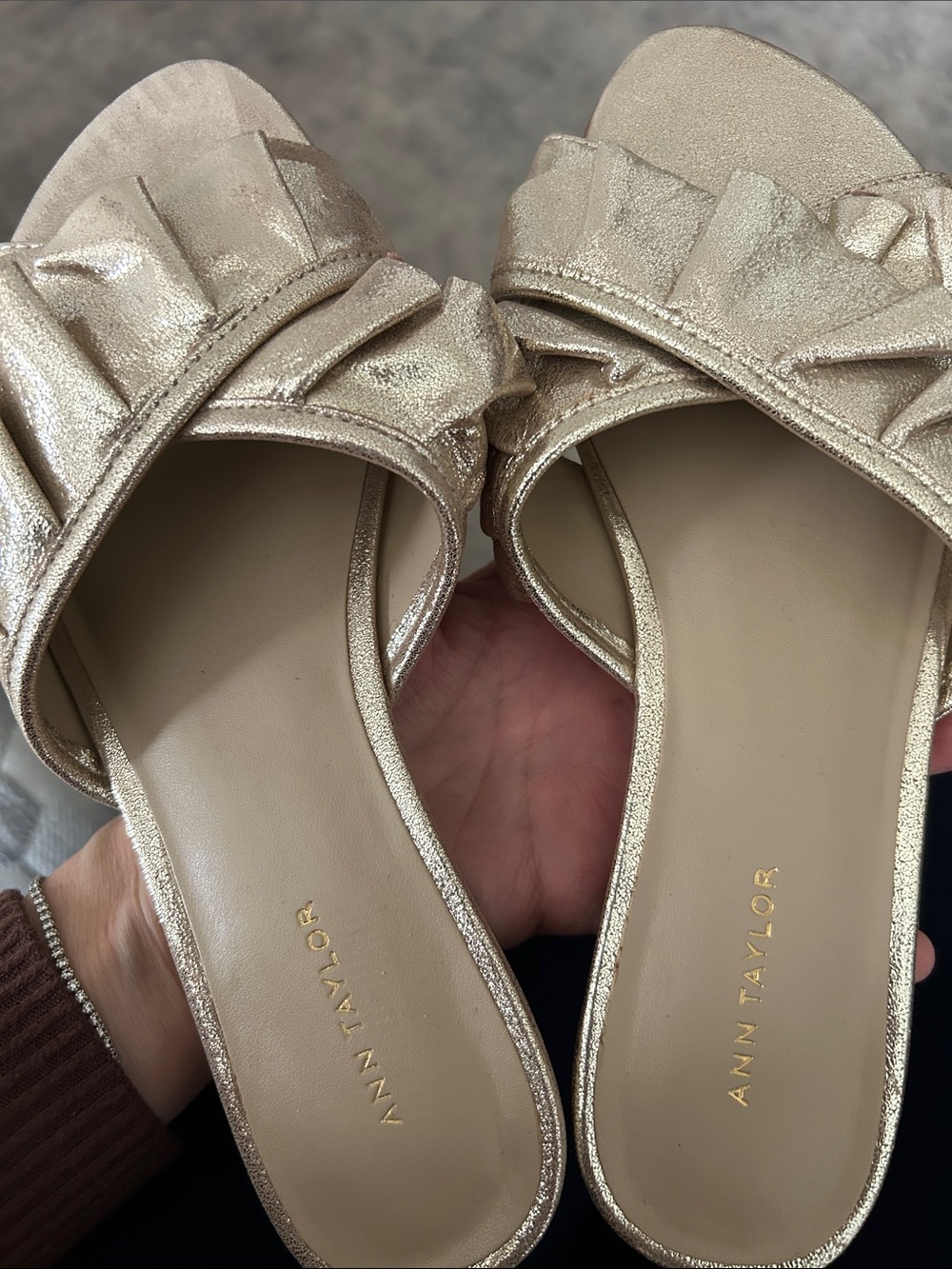 Ann Taylor Metallic Gold Ruffle Slide Mules - Picture 2 of 3